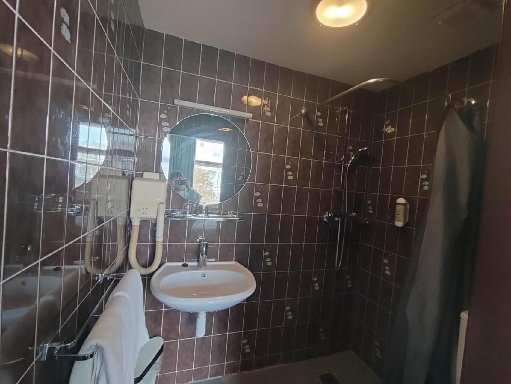 New Scheveningen Hotel 2*