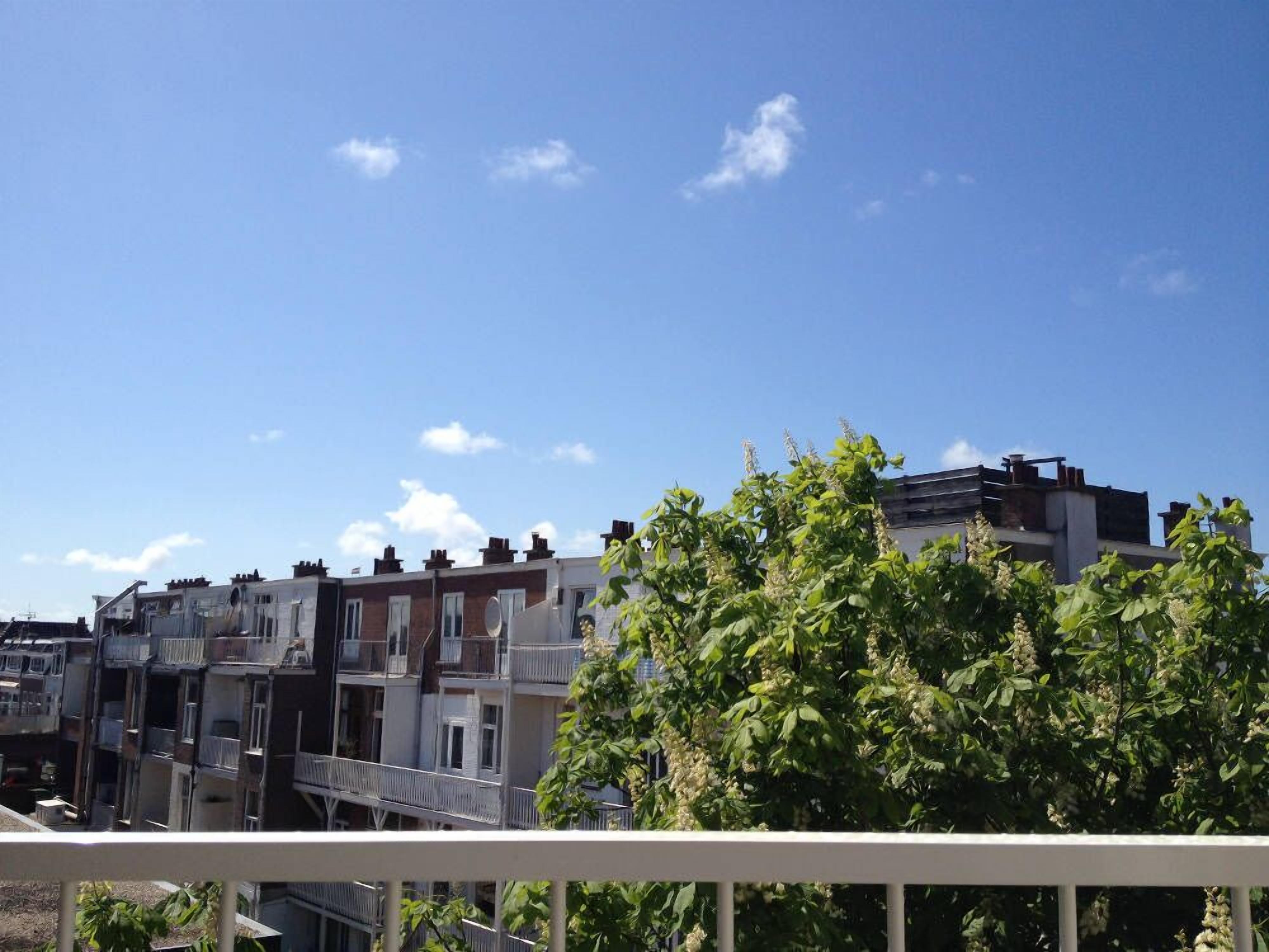 New Scheveningen Hotel 2*